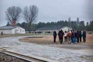 From Berlin: Sachsenhausen Concentration Camp Private Group Tour