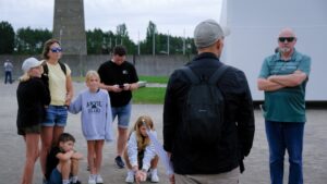 A group of people at the Sachsenhausen concentration camp